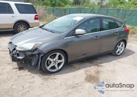 2014 Ford Focus Titanium из США, поврежденный, VIN 1FADP3N20EL422693